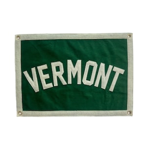 Vintage-Inspired Vermont Wall Pennant