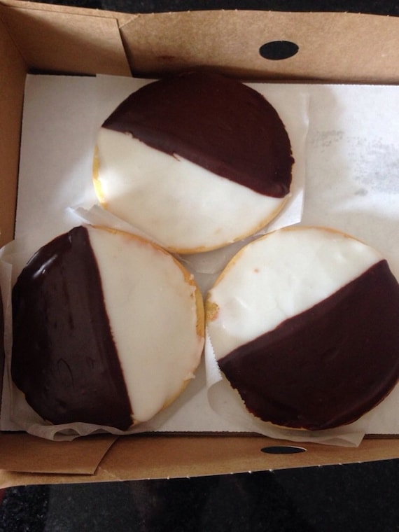 XL ブラック＆ホワイトクッキー（ニューヨークデリスタイル