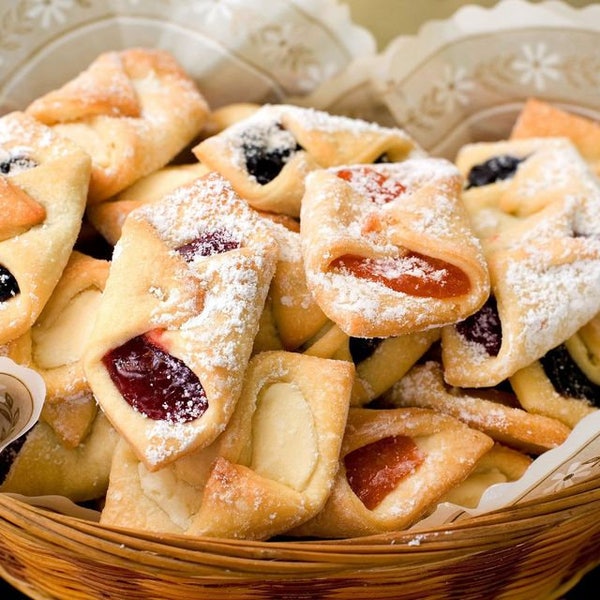 Delicious Delcos Rugelach (Rugelah) Mini-Polish Kifli Cookies:Chocolate Chip,Raspberry,Apricot, Plum,Nut,Cinnamon, Christmas Gift Dessert