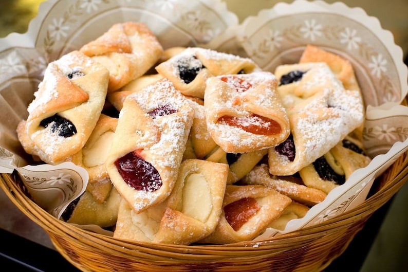 Delicious Delcos Rugelach Rugelah Mini-Polish Kifli Cookies:Chocolate Chip,Raspberry,Apricot, Plum,Nut,Cinnamon, Christmas Gift Dessert image 1