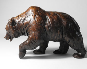 Trekking, Bronze Grizzly Bear, originele kunst, berenliefhebber cadeau, gegoten bronzen sculptuur van Kindrie Grove