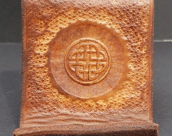 Leather cellphone stand