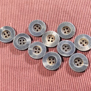 Weathered Grey Horn Buttons, Burnt Effect, 15mm, 18mm, 20mm, 23mm or 25mm, Pack of 10(B1351)