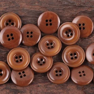 Brown Corozo Buttons, 15mm, 18mm, 20mm, 23mm or 25mm, Natural Colour May Vary, Pack of 10(B1497)
