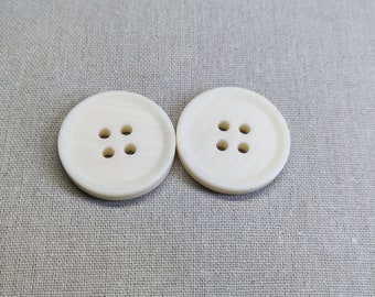Boutons blanc cassé avec nuances, 15,5 mm/0,61" à 25,5 mm/1", paquet de 10 (B156)