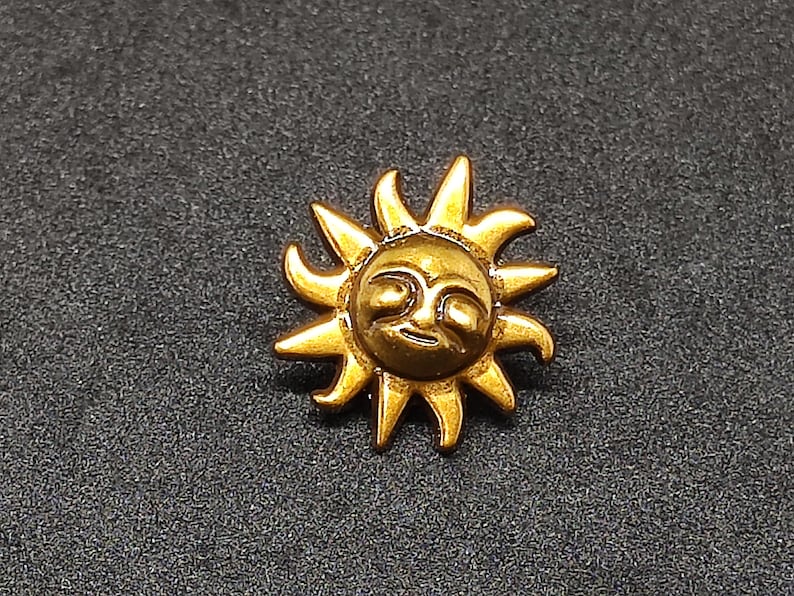 Sun Buttons in Golden Color, 23mm/0.9