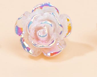 Iridescent Light Pink Flower Button, Plastic, Golden Tone Shank Back, 8mm/0.31 inches, Pack of 10(B1765)