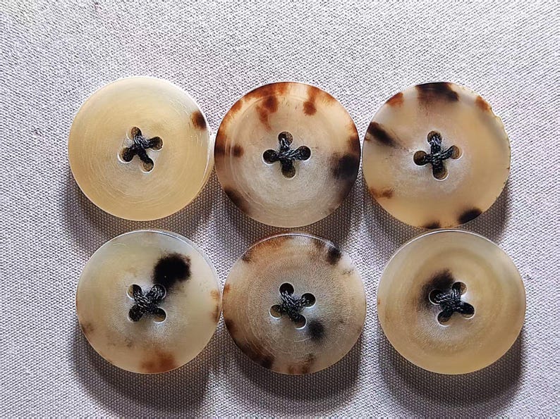 Natural Horn Buttons, Flat Desgin, Brown and Cream Tone, 15mm to 25mm, Pack of 2 or 6(B980) image 1