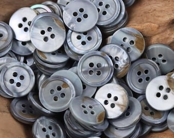 シェルボタン（10個） - 9/10 mm：グレー - Etsy 日本
