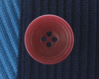 Natural Corozo Buttons Rose Red,  15mm, 17.5mm or 20mm, Pack of 10(B515)