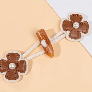 Brown Toggles with Cords, Flower-Shaped Desgin, 15.5cm/6.1&quot;, 5 Sets(B1209)