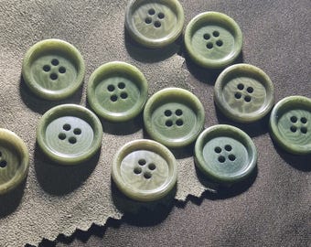 Bottoni in corozo verde oliva, 4 fori, variazione di colore naturale, 15 mm o 20 mm, confezione da 10 (B320)