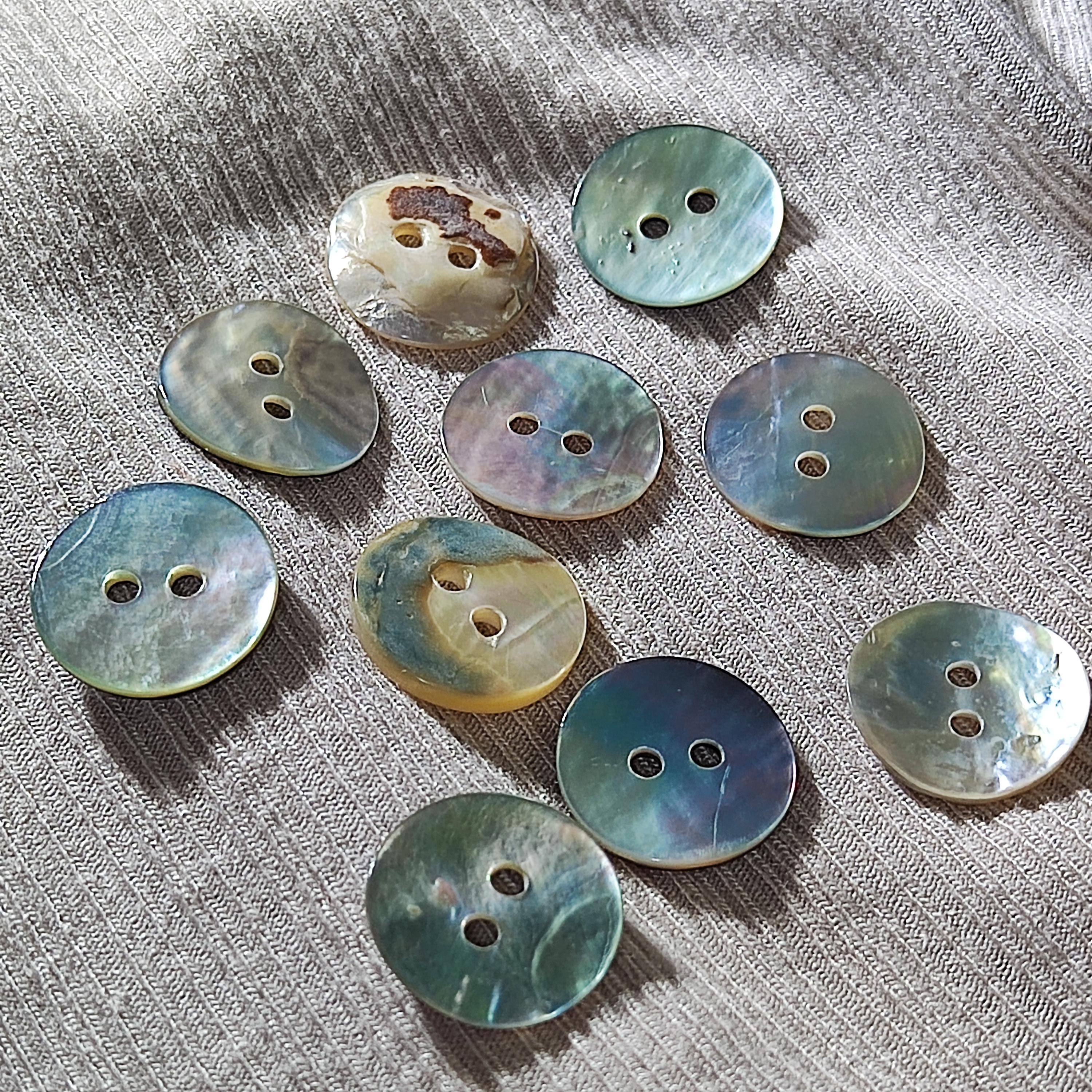 Natural Shell Buttons, Mother of Pearl Shell, Color May Vary Due to ...