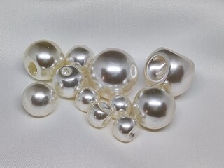 50 Bottoni A Cupola Rotondi In Finta Perla, Colore Bianco Crema, 10 Mm, Per Cucito E Fai Da Te