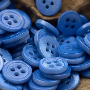 Blue Shirt Buttons, Natural Shell, Four Holes, 11.5mm, Pack of 10(B718)