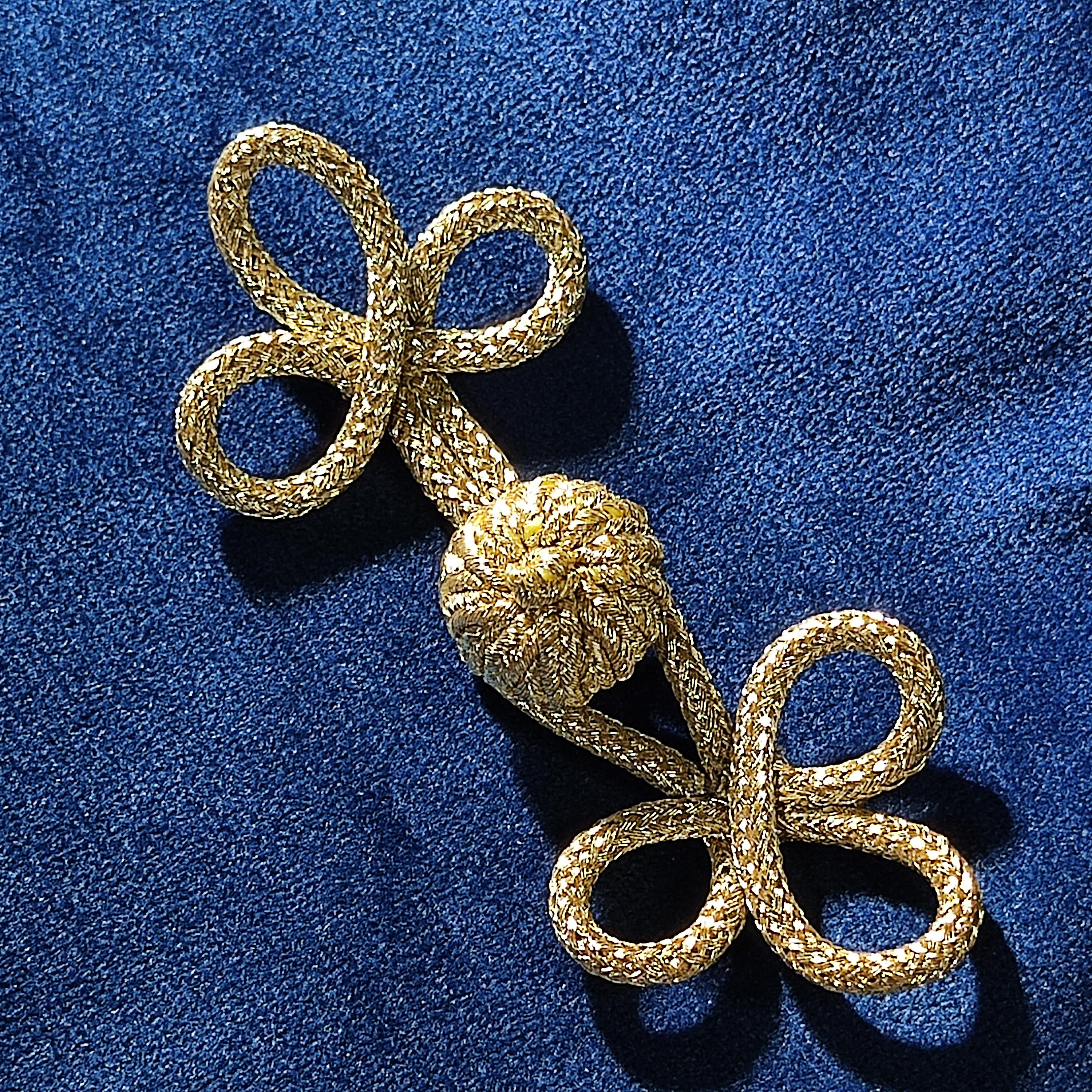 関関 Gold Frog Closures, Traditional Chinese Knot Buttons, 8.5cm X 3.5