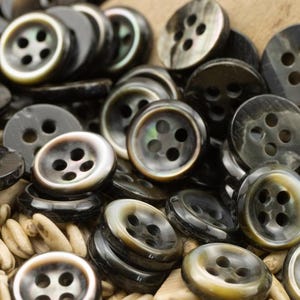 Blackish Mother of Pearl Buttons, 10mm or 11.5mm, Pack of 10(B1050)