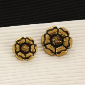 Ant Gold Sunflower Shank Buttons,18mm or 23mm, Pack of 6(B485)
