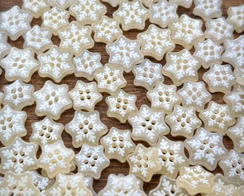 Snowflake Buttons, 12.5mm, 15mm, Winter Sewing & Craft Supplies, Pack ...