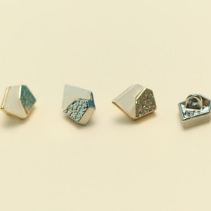 Small Irregular Shaped Metal Buttons, Stone Shaped, 11mm/ 0.43&quot;, Pack of 5