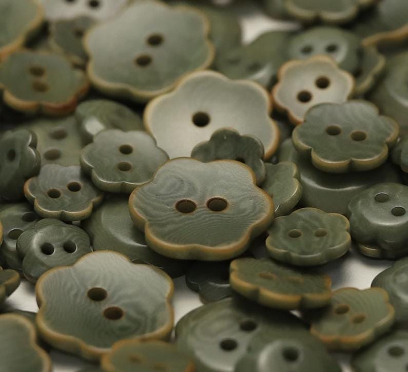 Sage Green Flower Buttons, Brown Rim, Corozo, 11mm, 13mm, 15mm or 20mm, Pack of 10(B1298)