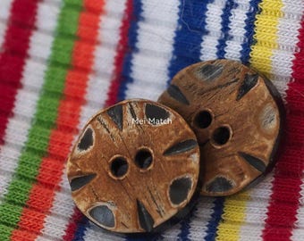 Rustic Etched Horn Buttons, Natural Brown with Black Tone, 15mm, 20mm, 25mm, Pack of 6(B1541)