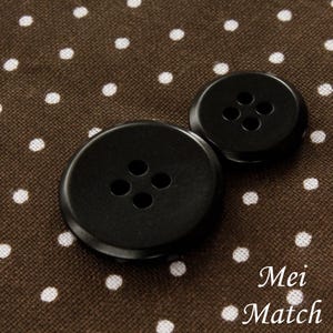 Natural Corozo Buttons Black, Flat, 4 Holes, 15mm, 17.5mm, 20mm 22.5mm or 25mm, Pack of 10(B780)
