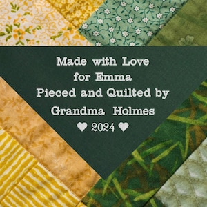 Custom Embroidered Triangular Quilt Label: Personalized Fabric Tag