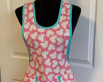 Scattered Hearts Flirty 40s Apron Size M