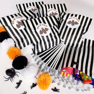Halloween Bat Trick or treat stickers and bags kit  | 51mm Round Stickers | Halloween | Trick or treat stickers