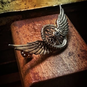 Motorcycle Winged Wheel Pin