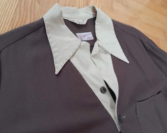 Vintage 50er Jahre Rayon Gabardine Hemd California BRAUN mit cremefarbenem Einsatz Gr.M super Zustand NEUWERTIG