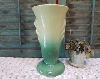 Vintage Beauceware Vase - Beauceware Canada Vase - Mid-Century Vase - Ombre Vase - Tall Vase - Green Vase - Ombre Glaze