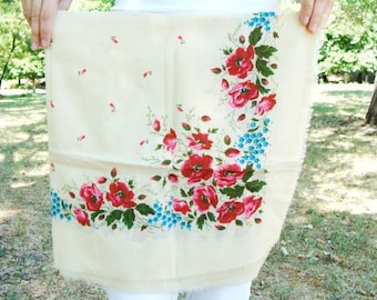 Vintage Ukrainische Wolle Kopftuch: Floraler Babuschka Schal, Hergestellt in der UdSSR