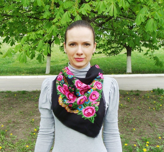 Ukrainian shawl Vintage shawl Wool shawl Floral s… - image 5