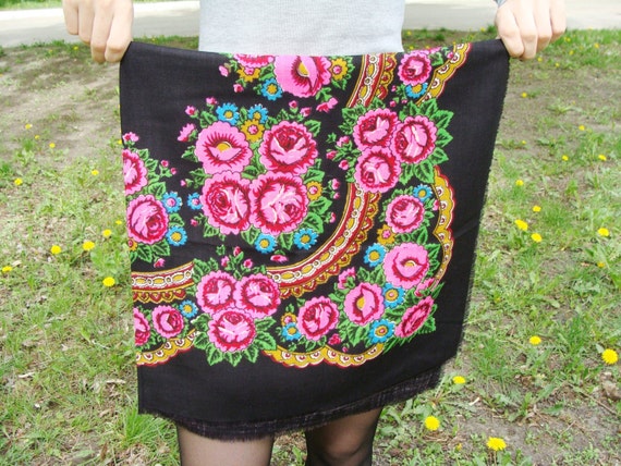 Ukrainian shawl Vintage shawl Wool shawl Floral s… - image 1