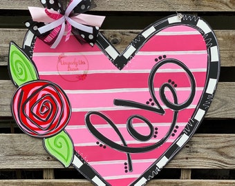 Heart Door Hanger, Love, Flower Door hanger, Door Hanger, Valentine Door Hanger