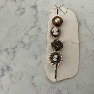 NONY New York Button Covers Vintage Decoration that Snaps on your Jacket or Blouse Very Popular in 1980-90