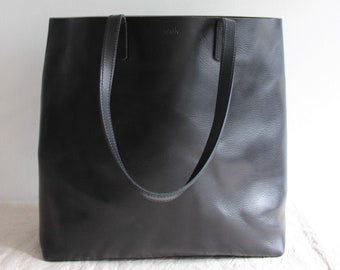 black leather tote // eco leather tote bag // leather purse // vegetable tanned leather tote // sustainable leather tote bag //conscious