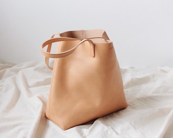 camel brown leather tote //  eco leather tote bag // leather purse // vegetable tanned leather // sustainable leather tote bag //conscious