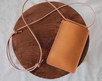 Iphone 11, 11 Pro, 12, 12 Pro, 13, 12 13 Pro Max, Leder Handytasche zum Umhängen,Iphone Leder Handytasche,Handykette, Smartphonekette, braun