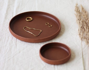 ronde leren sieradenschaal | Sieradenrek | decoratief rond dienblad | Decoratieve schaal | Leren schaal | Opbergkom