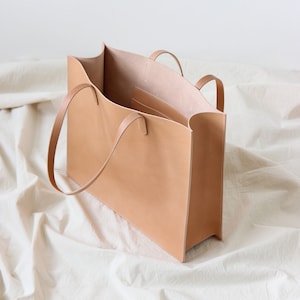 Nude tote store bags