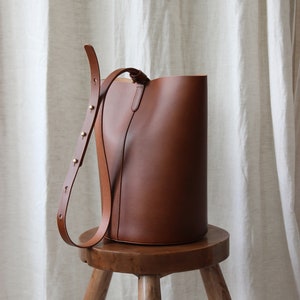 Leather Bucket Bag sustainable leather bag Bucket bag shoulder bag minimalist shoulder bag Crossbody bag purse image 2