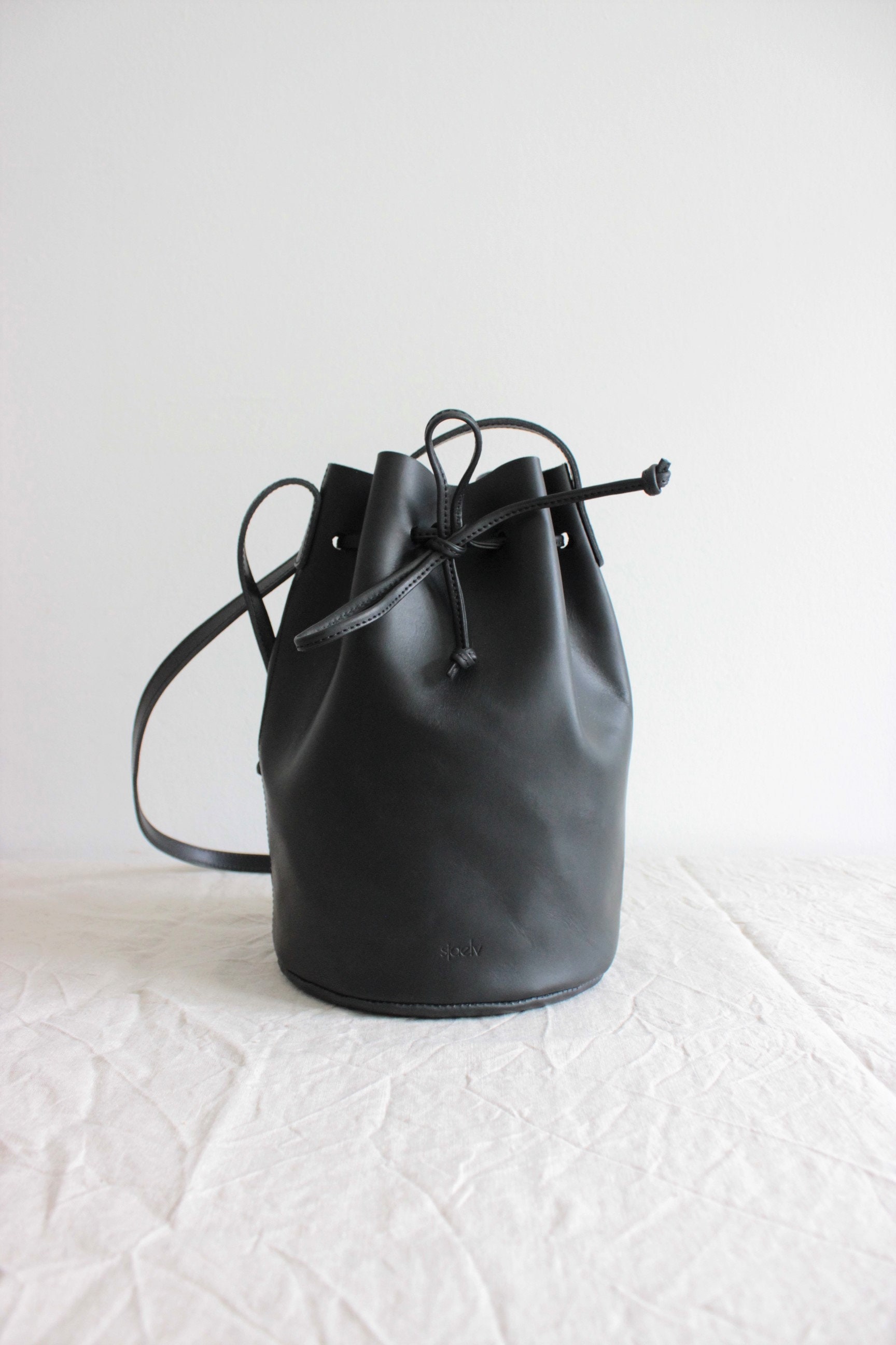 Black Soft Leather Bucket Handbag Basket Bag with Inner Pouch