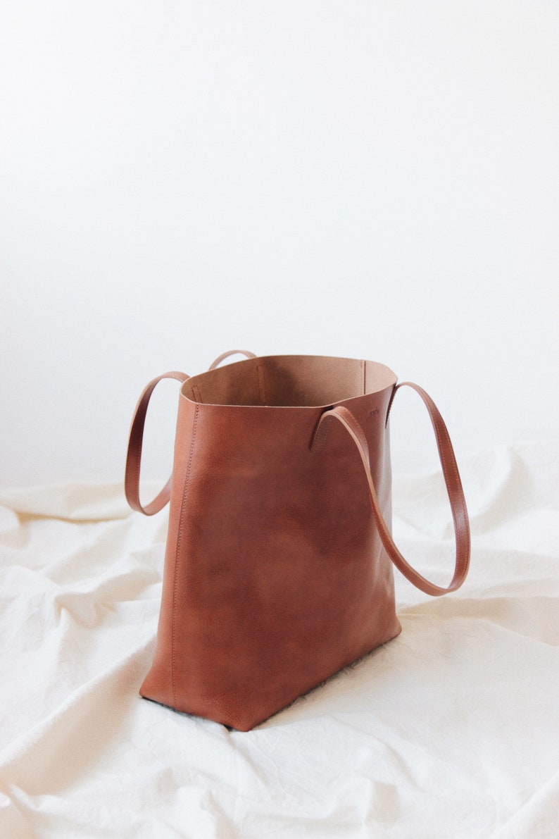 large leather bag, leather tote bag, real leather shopper, sustainable leather bag, leather handbag, shoulder bag, handle bag, cognac brown image 5