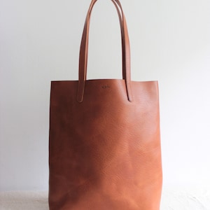 cognac brown leather tote // leather tote bag // leather purse // vegetable tanned leather tote // sustainable leather tote bag //conscious image 2