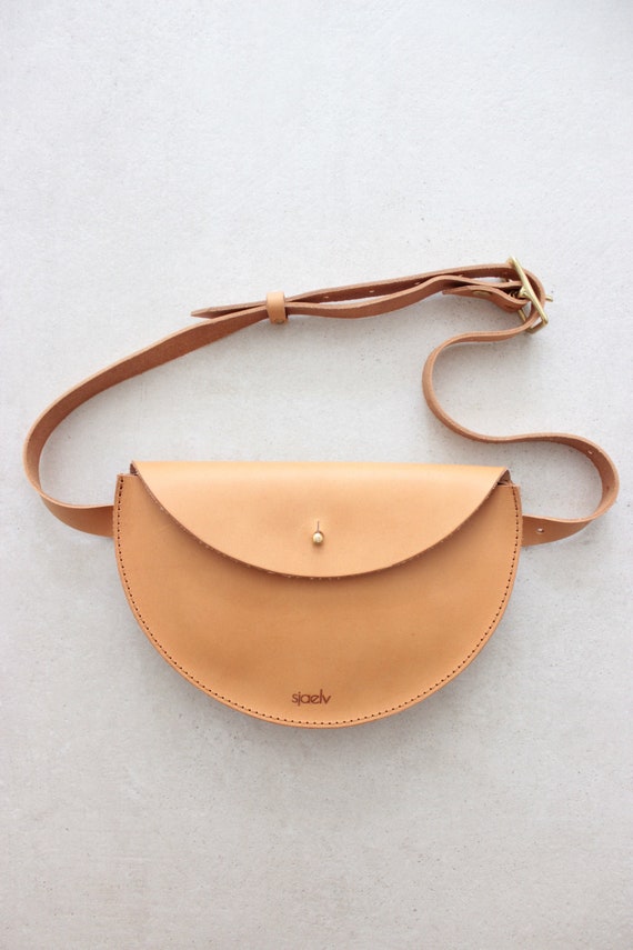 tan hip bag