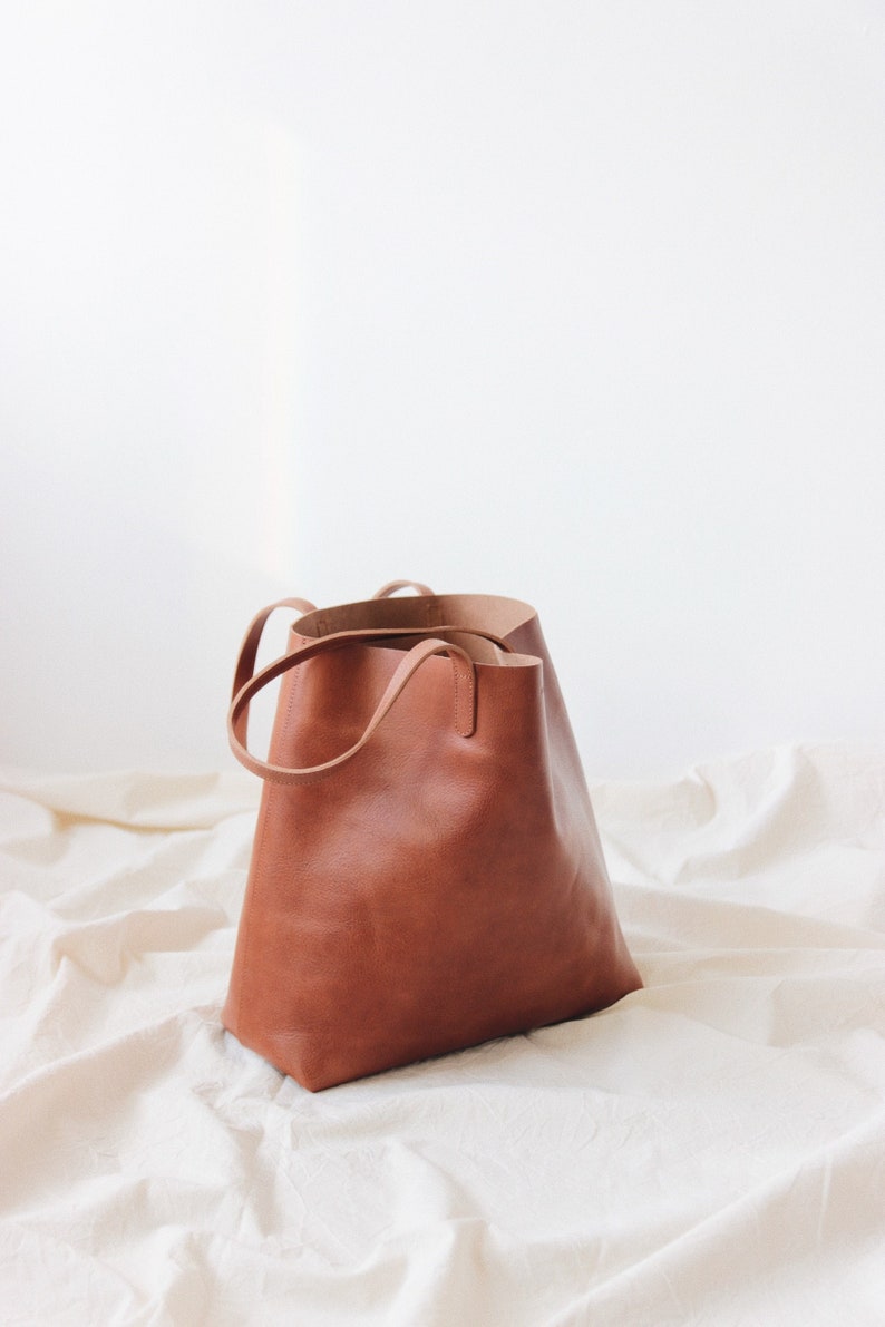 large leather bag, leather tote bag, real leather shopper, sustainable leather bag, leather handbag, shoulder bag, handle bag, cognac brown image 4