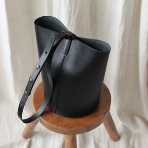 Leather Bucket Bag sustainable leather bag Bucket bag shoulder bag minimalist shoulder bag Crossbody bag purse image 4